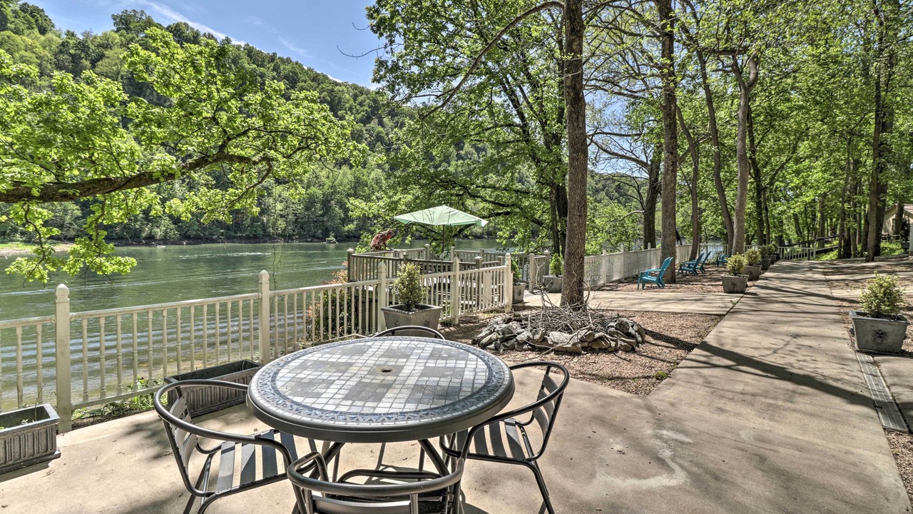 Photo of Outdoor in Lakeview