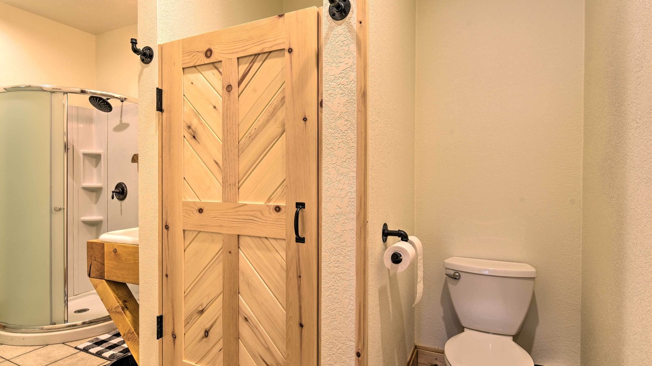 Photo of Bathroom in Eagle Nest