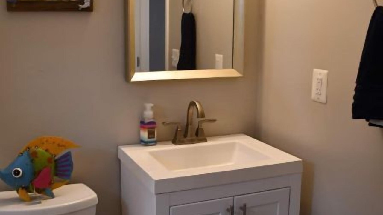 Photo of Bathroom in Arundel on the Bay