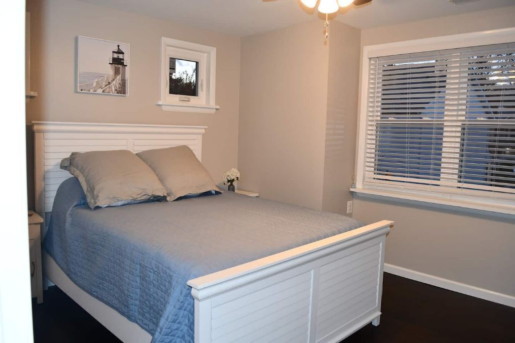 Photo of Bedroom in Arundel on the Bay