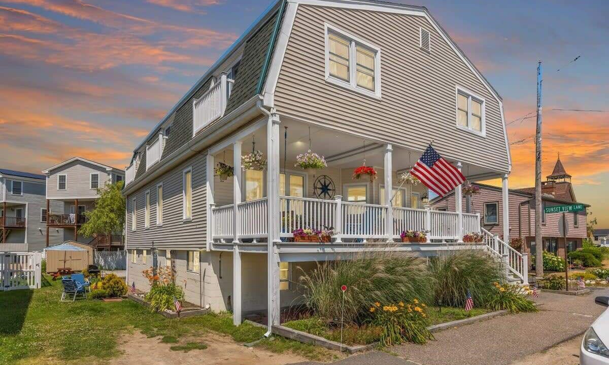 Photo of Others in Salisbury Beach