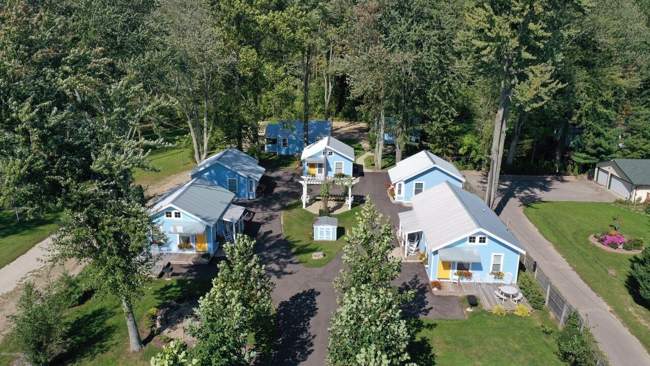 Photo of Outdoor in Paw Paw Lake