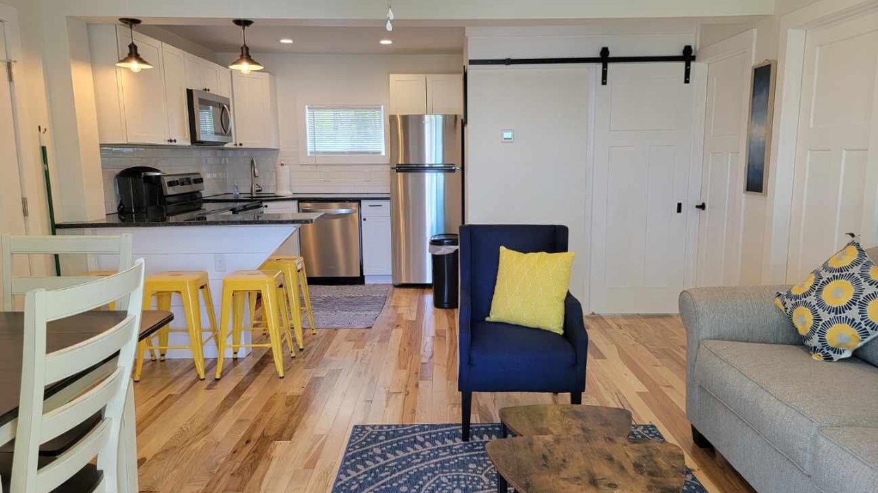 Photo of Livingroom in Paw Paw Lake