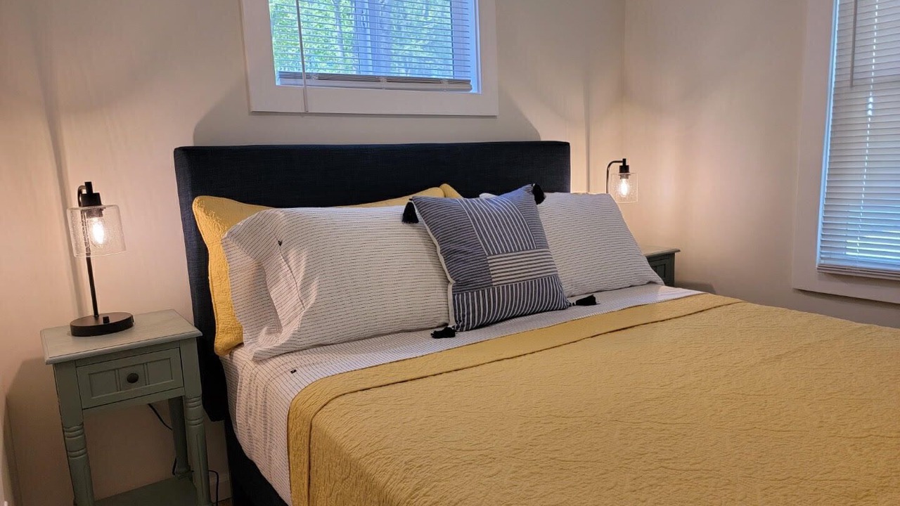 Photo of Bedroom in Paw Paw Lake