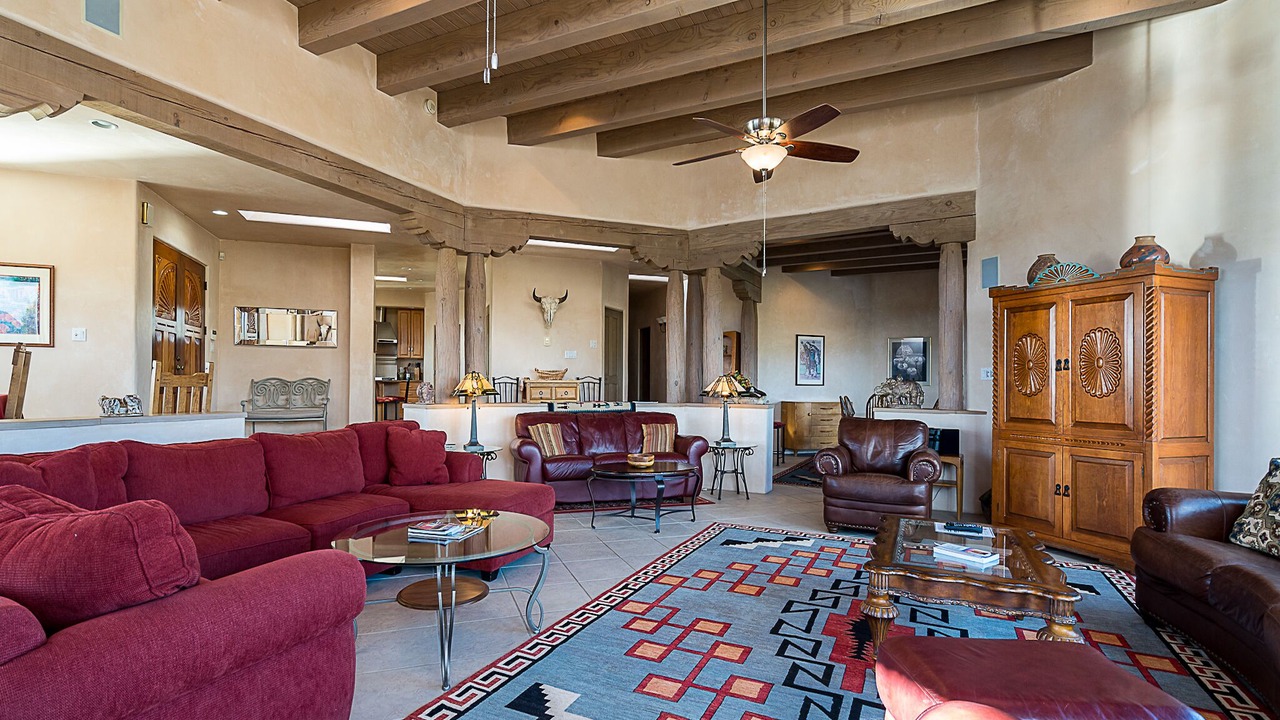 Photo of Livingroom in Santa Fe