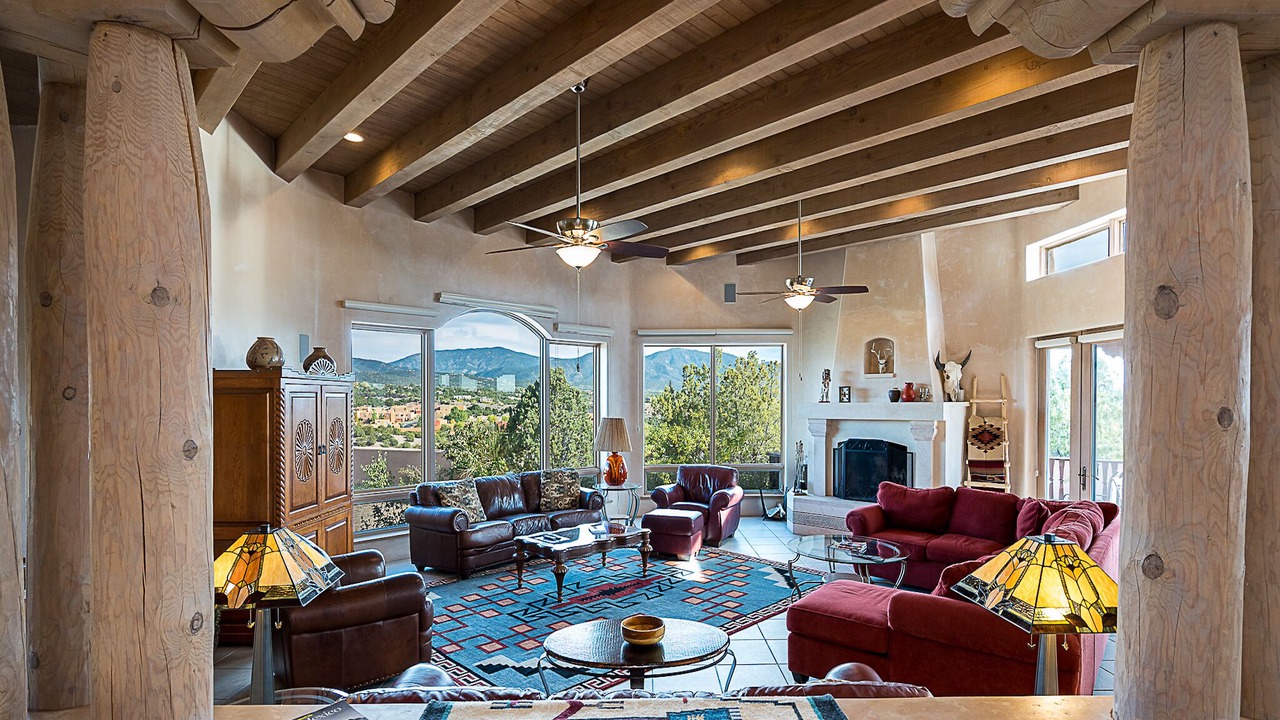 Photo of Livingroom in Santa Fe