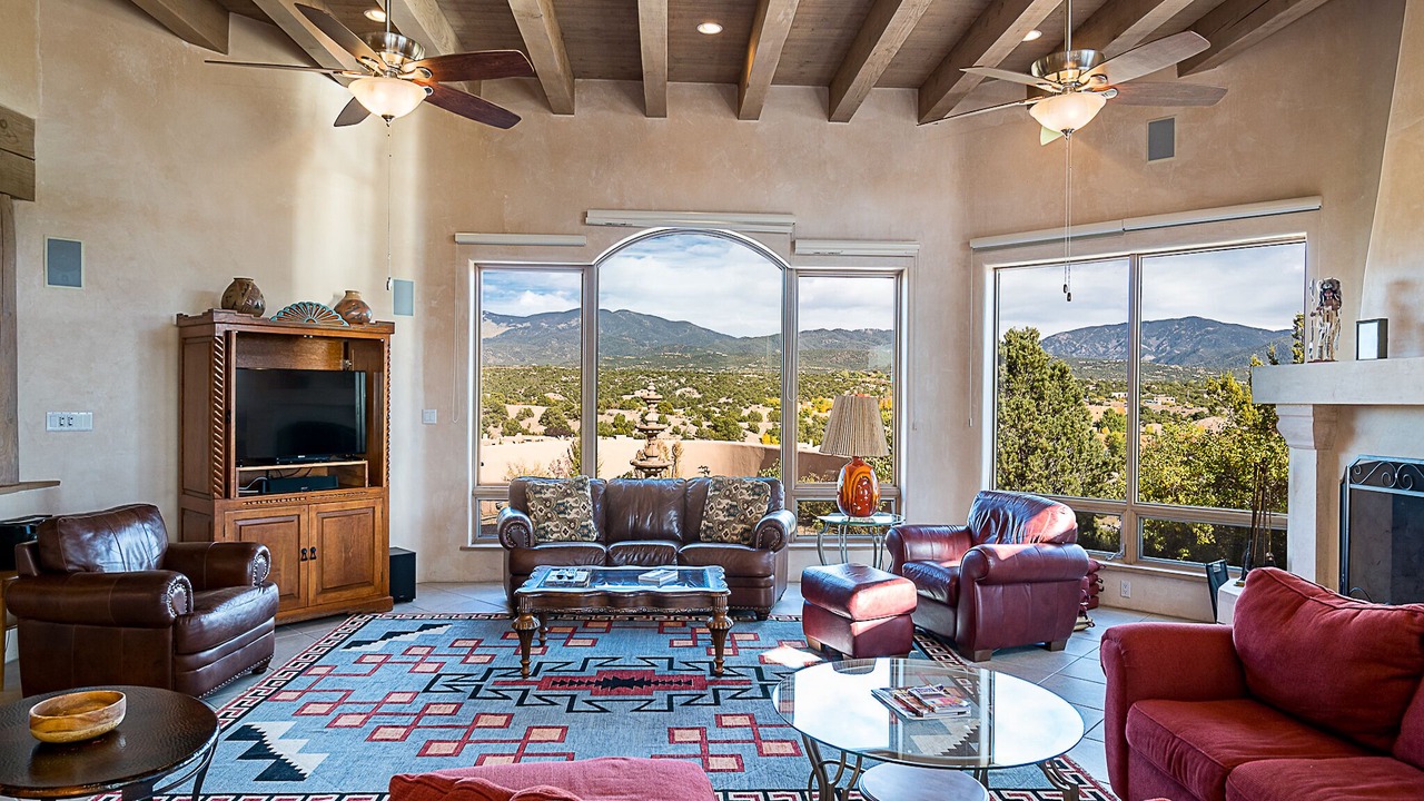 Photo of Livingroom in Santa Fe