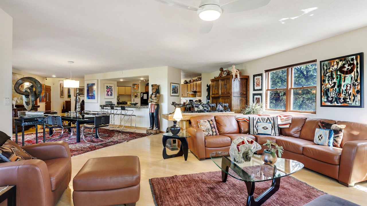 Photo of Livingroom in Seton Village
