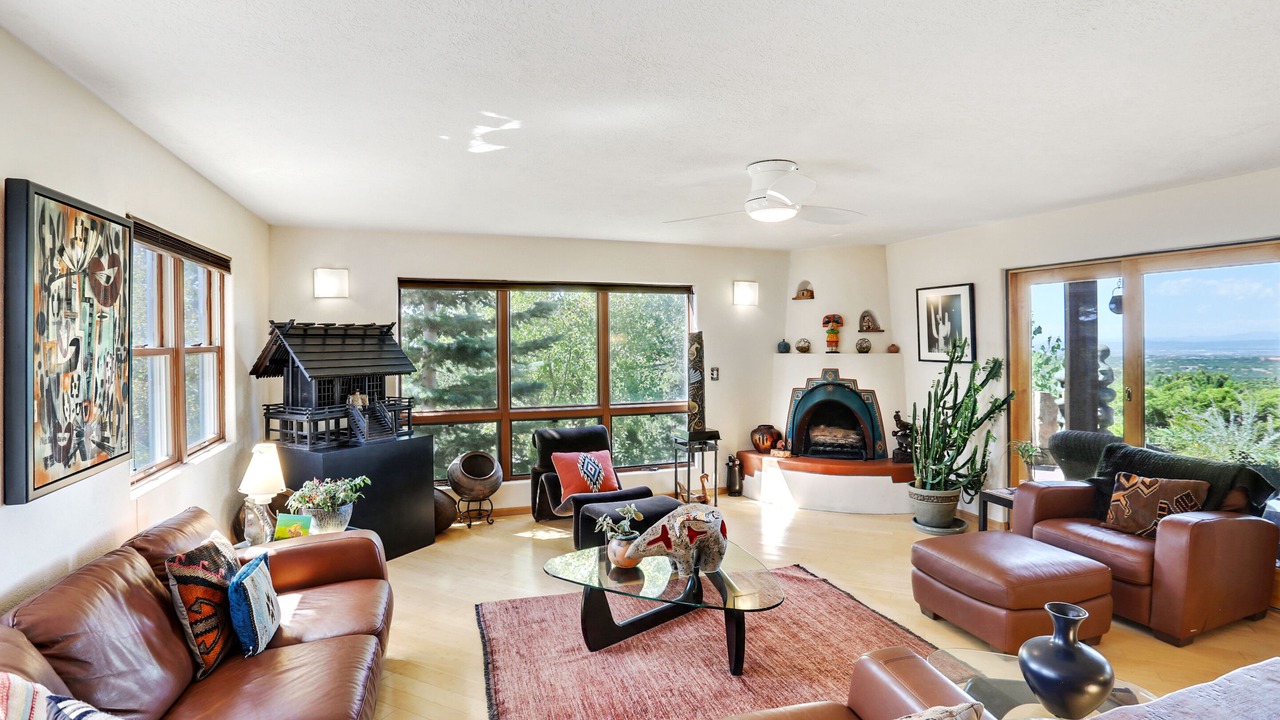 Photo of Livingroom in Seton Village