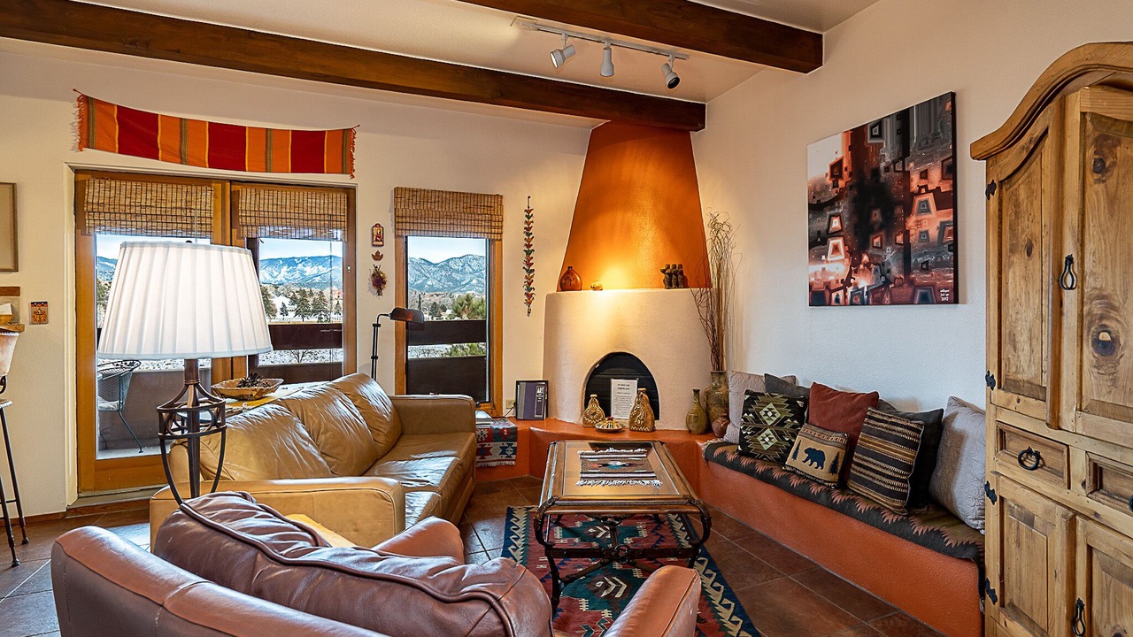 Photo of Livingroom in Santa Fe