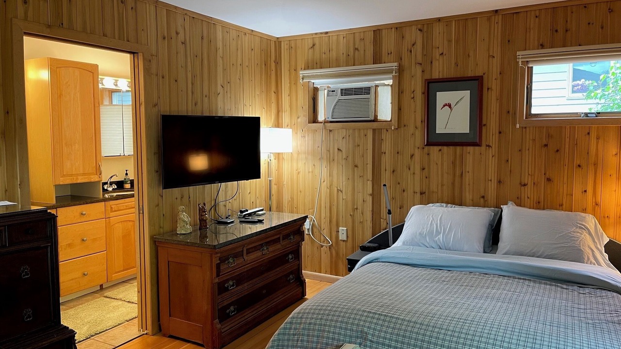 Photo of Bedroom in Lake Nebagamon