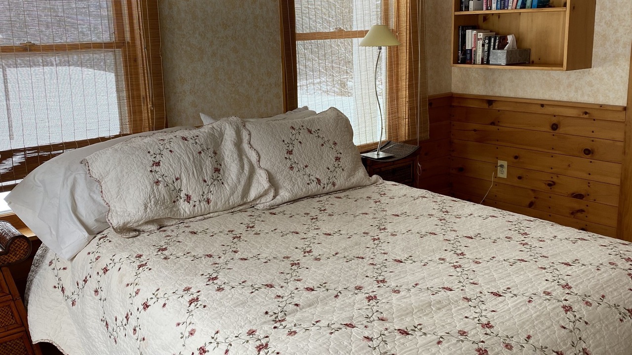Photo of Bedroom in Tunbridge