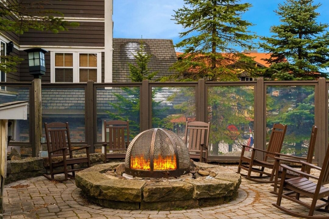 Photo of Patio Balcony in Snowshoe