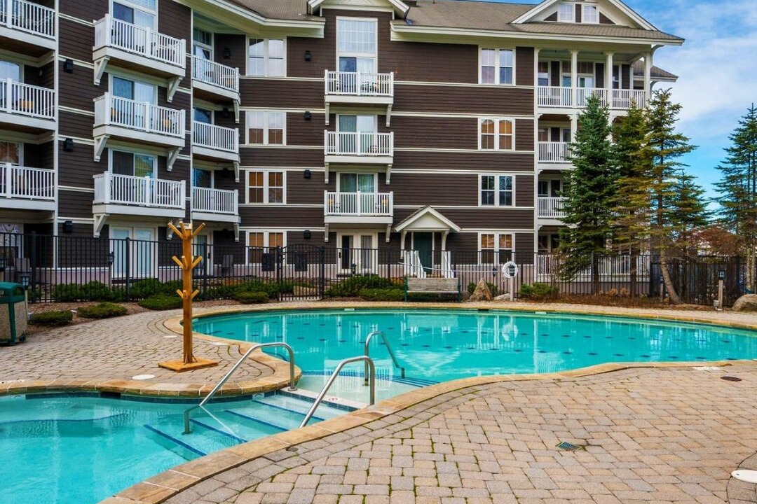 Photo of Outdoor in Snowshoe