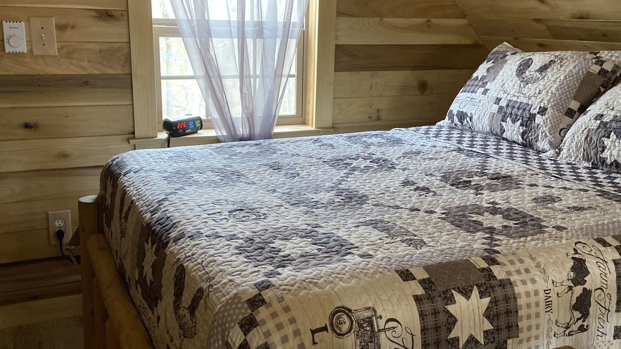 Photo of Bedroom in French Creek