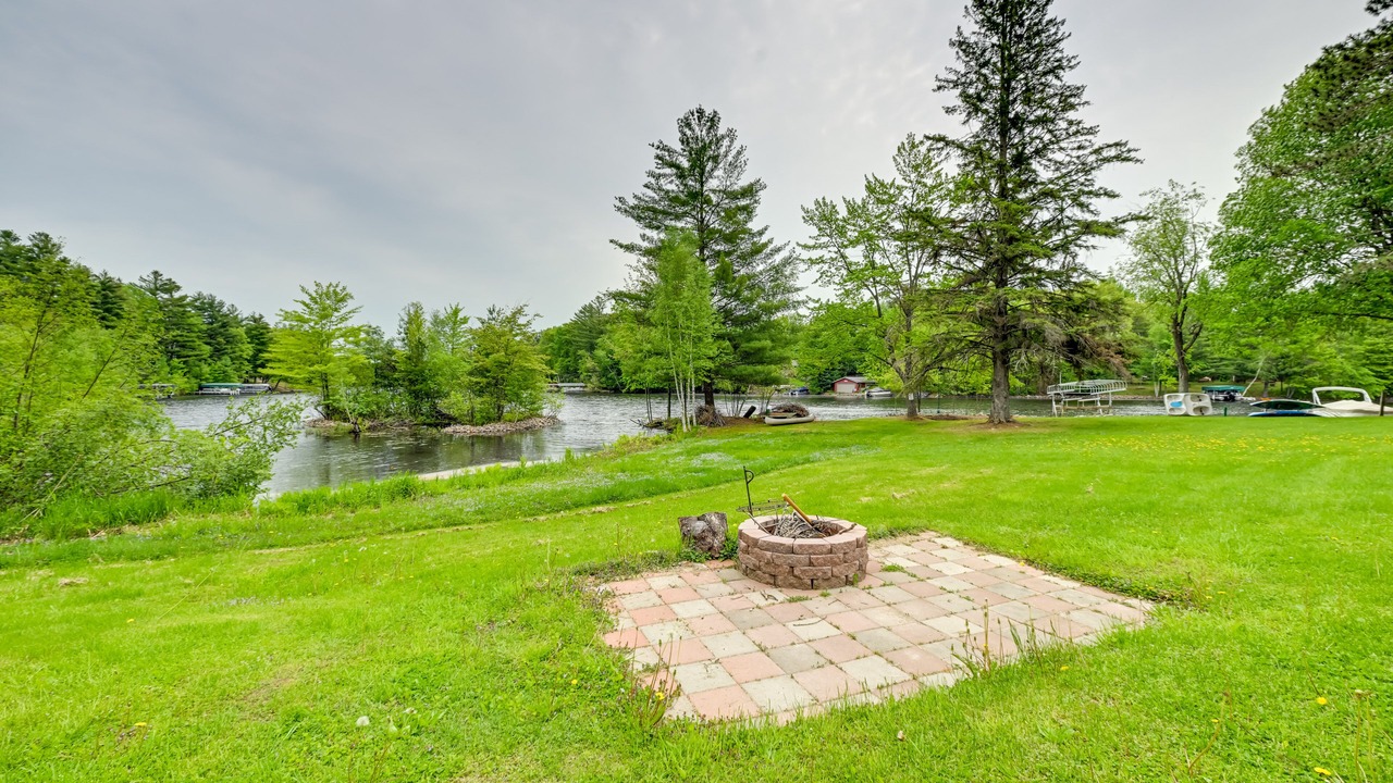 Photo of Outdoor in Holcombe