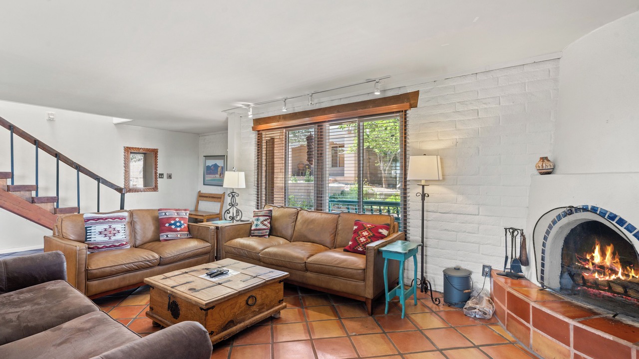 Photo of Livingroom in Northeast Santa Fe