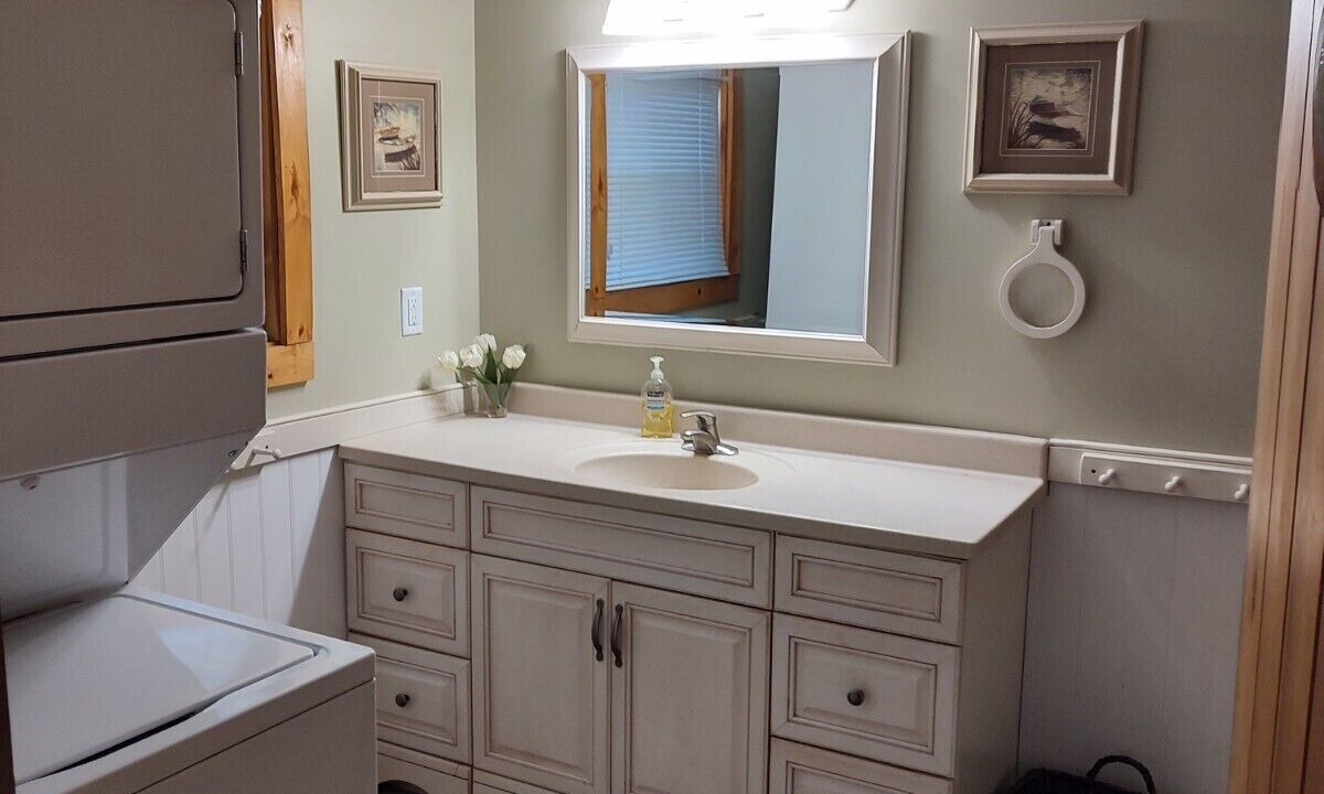 Photo of Bathroom in Canaan