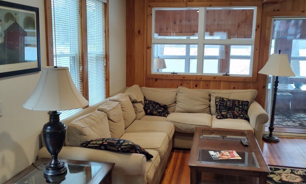 Photo of Livingroom in Canaan