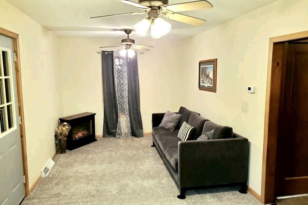 Photo of Livingroom in Markville