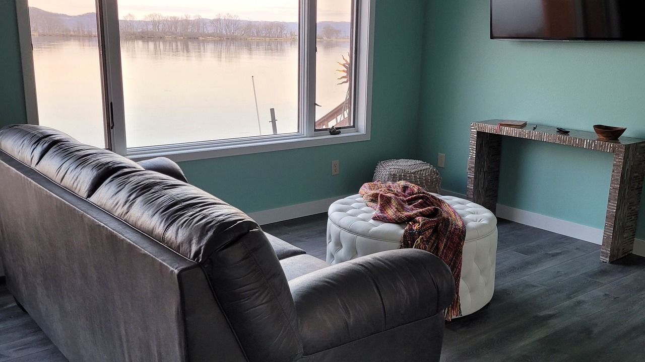 Photo of Livingroom in Brownsville