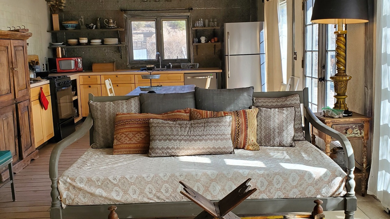 Photo of Livingroom in Chupadero