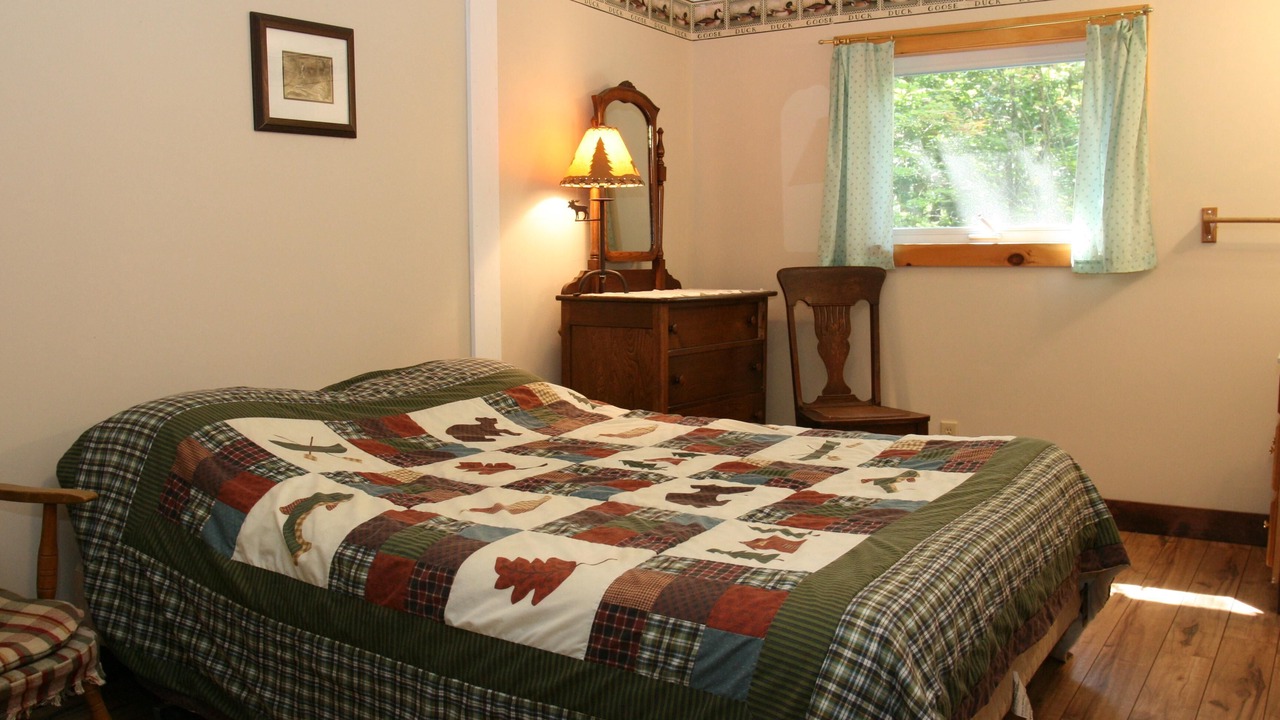 Photo of Bedroom in Long Lake