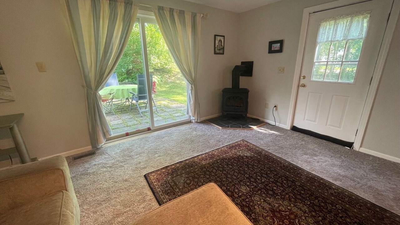 Photo of Livingroom in South End