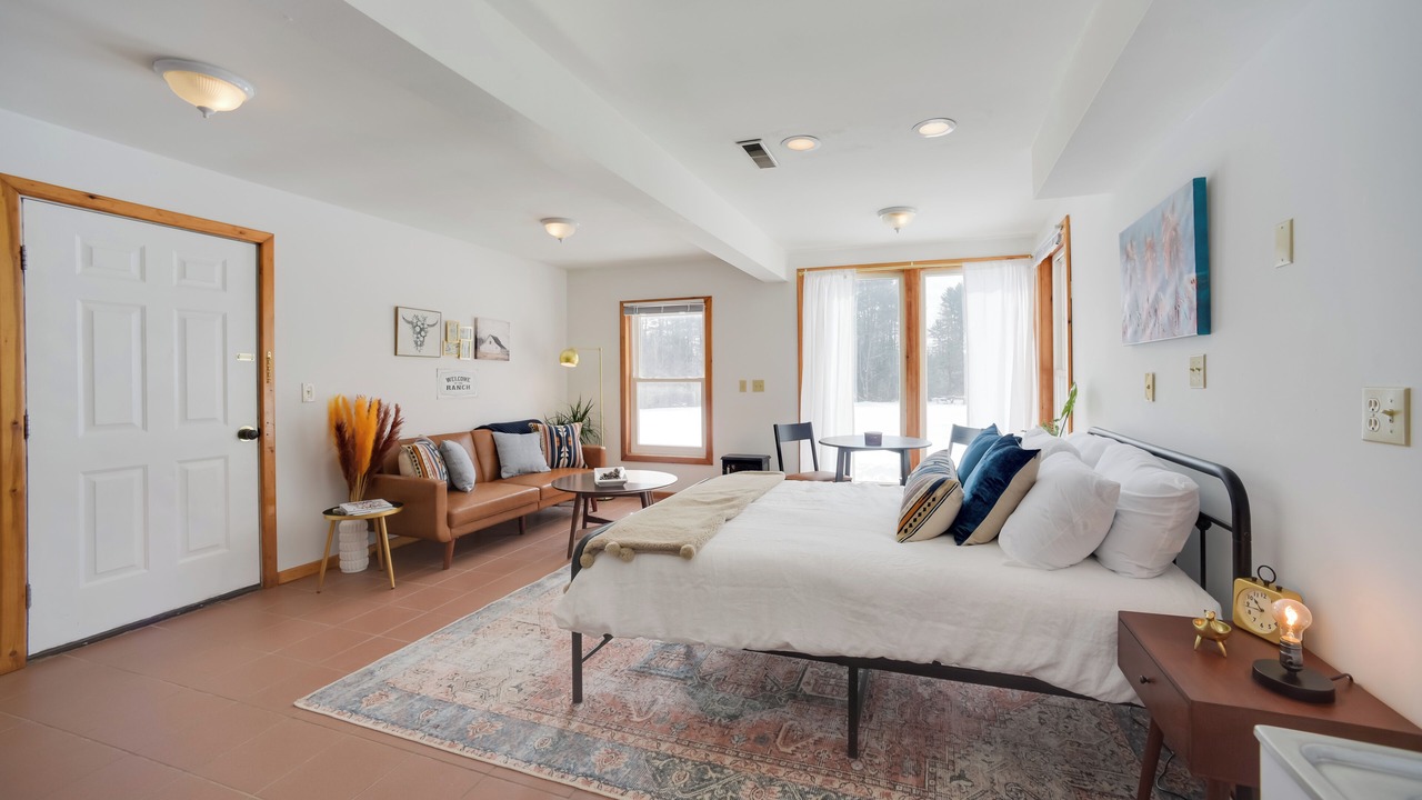 Photo of Bedroom in Greenfield Center