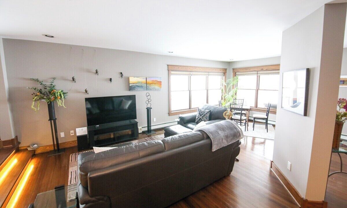 Photo of Livingroom in Schroon Lake