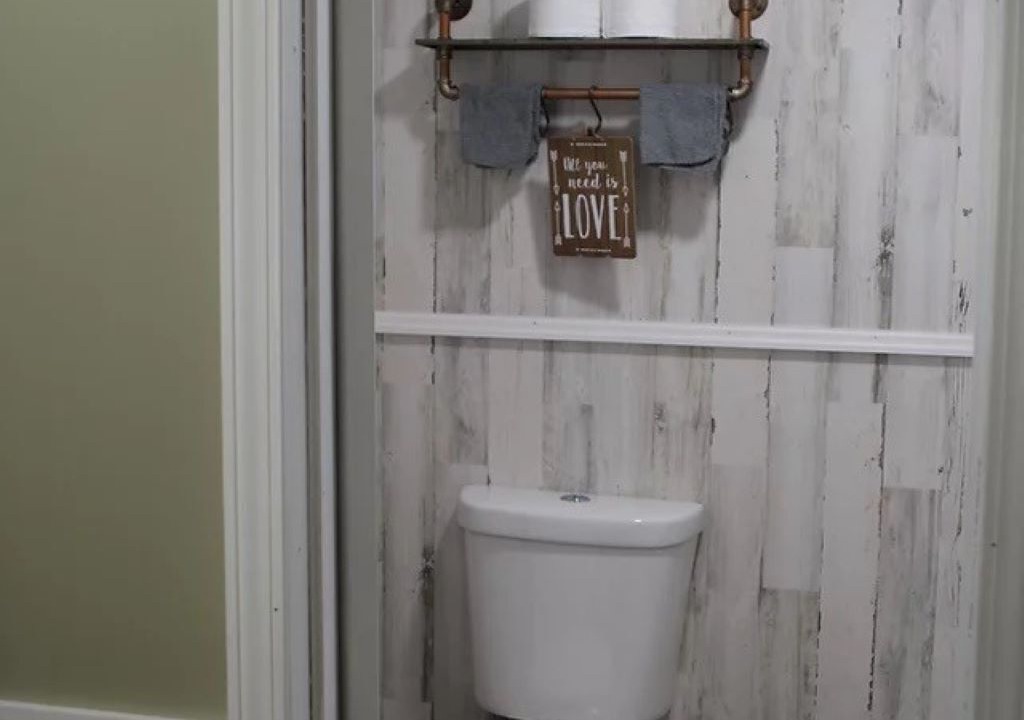Photo of Bathroom in Silver Beach