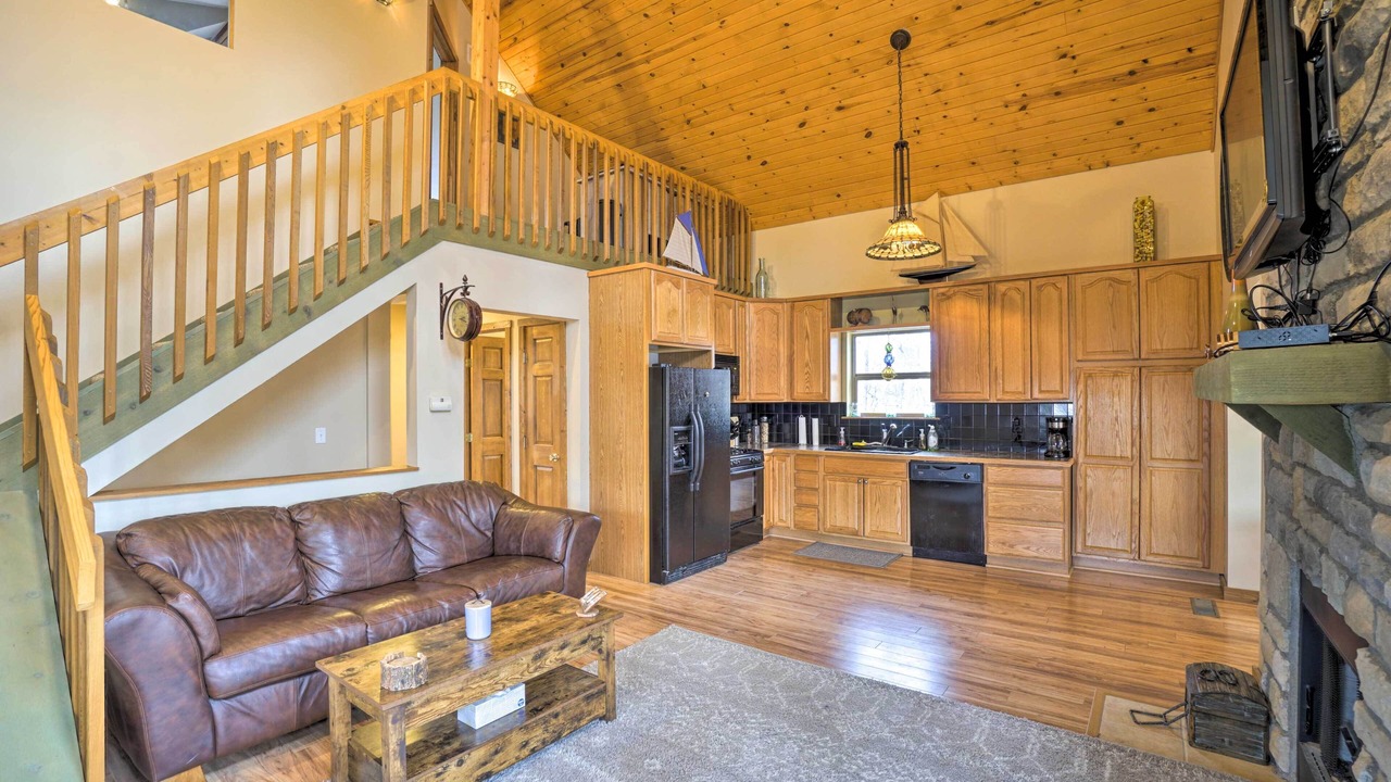 Photo of Bedroom in Buckeye Lake