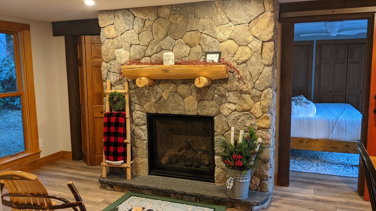 Photo of Livingroom in Weare