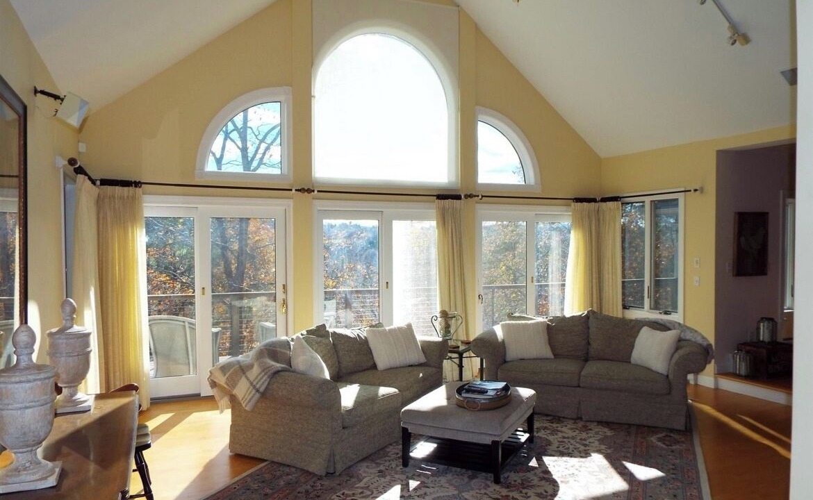 Photo of Livingroom in West Hartford
