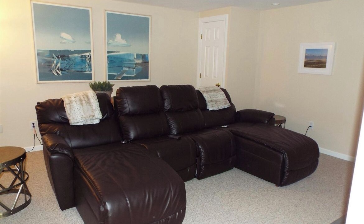 Photo of Livingroom in West Hartford