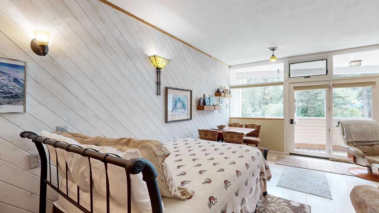 Photo of Bedroom in Taos Ski Valley