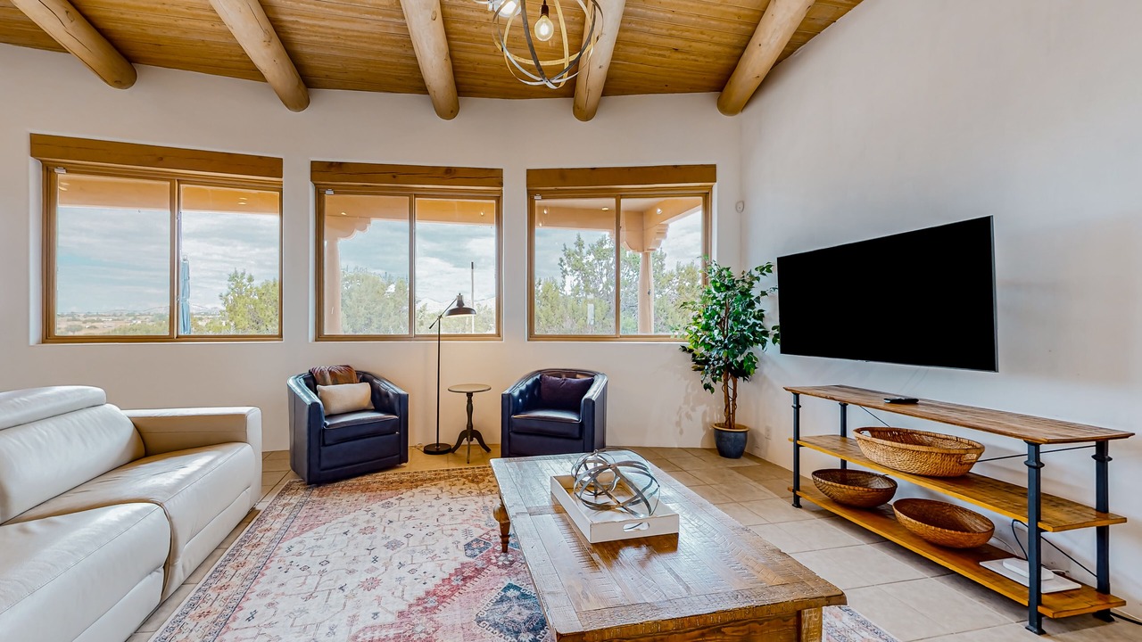 Photo of Livingroom in Canoncito