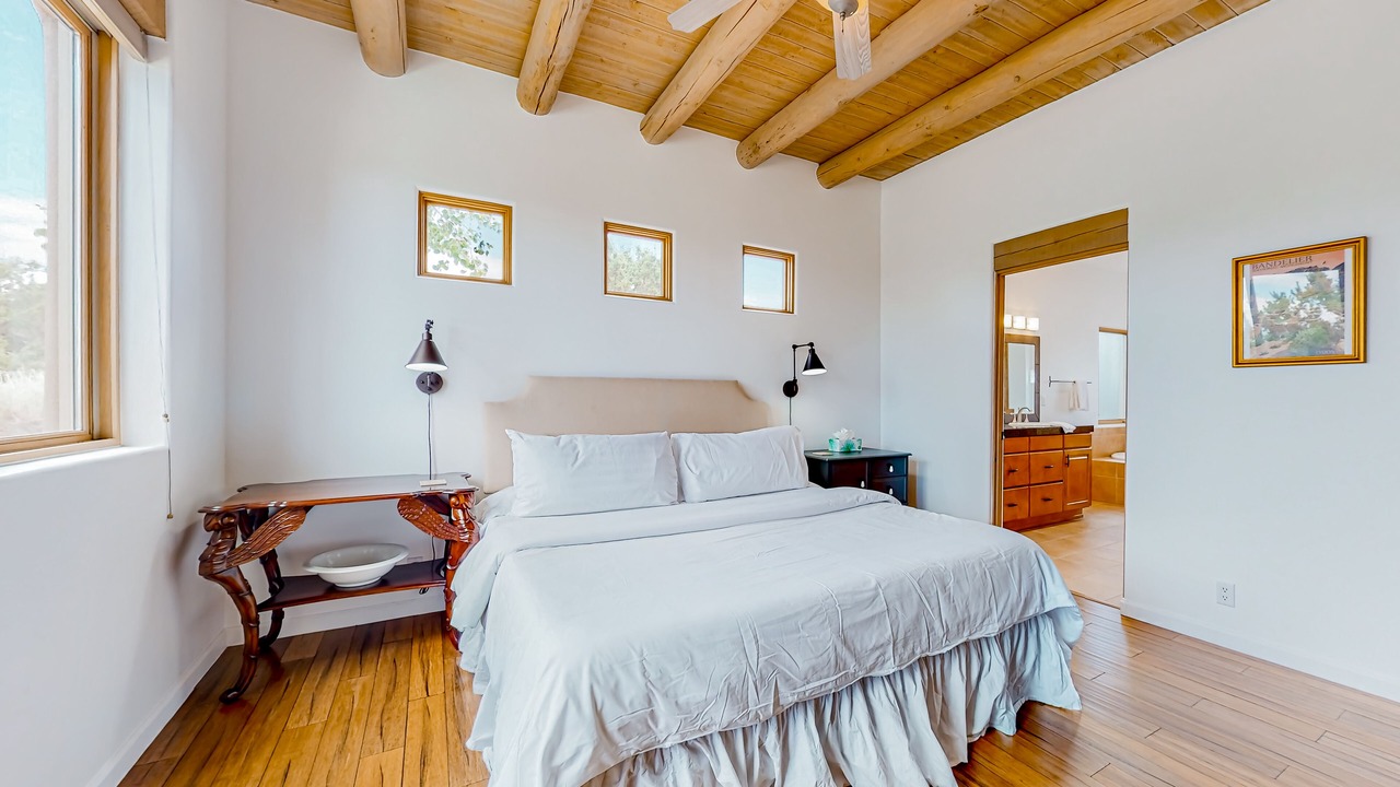 Photo of Bedroom in Canoncito