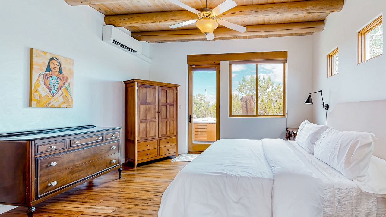 Photo of Bedroom in Canoncito
