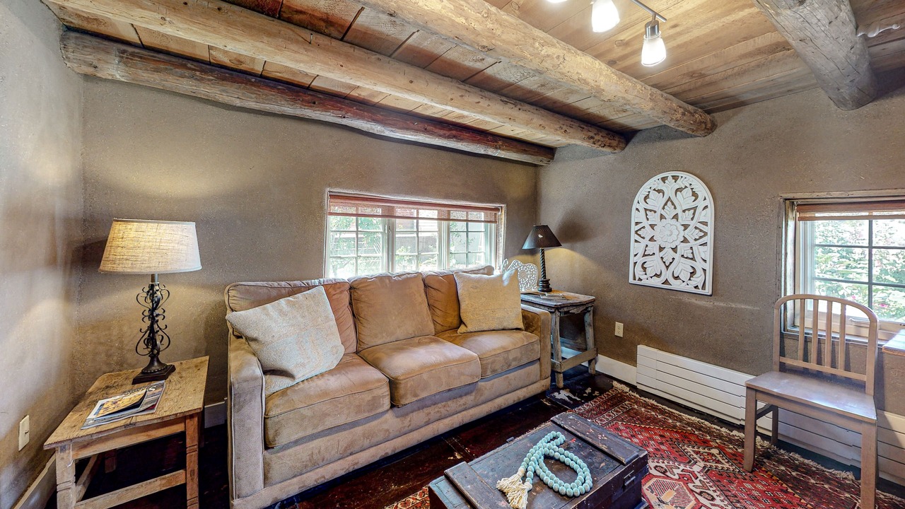 Photo of Livingroom in Taos