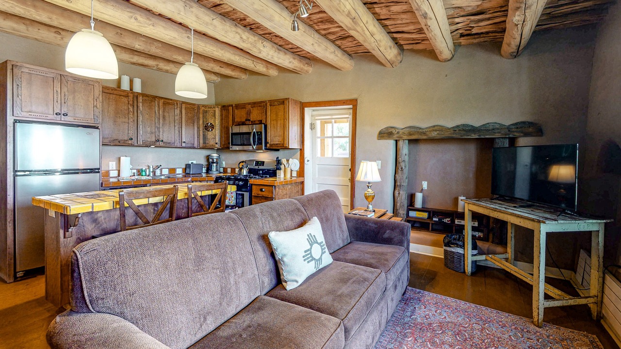 Photo of Livingroom in Taos