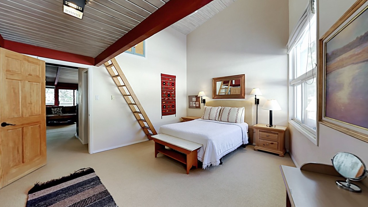 Photo of Bedroom in Taos Ski Valley
