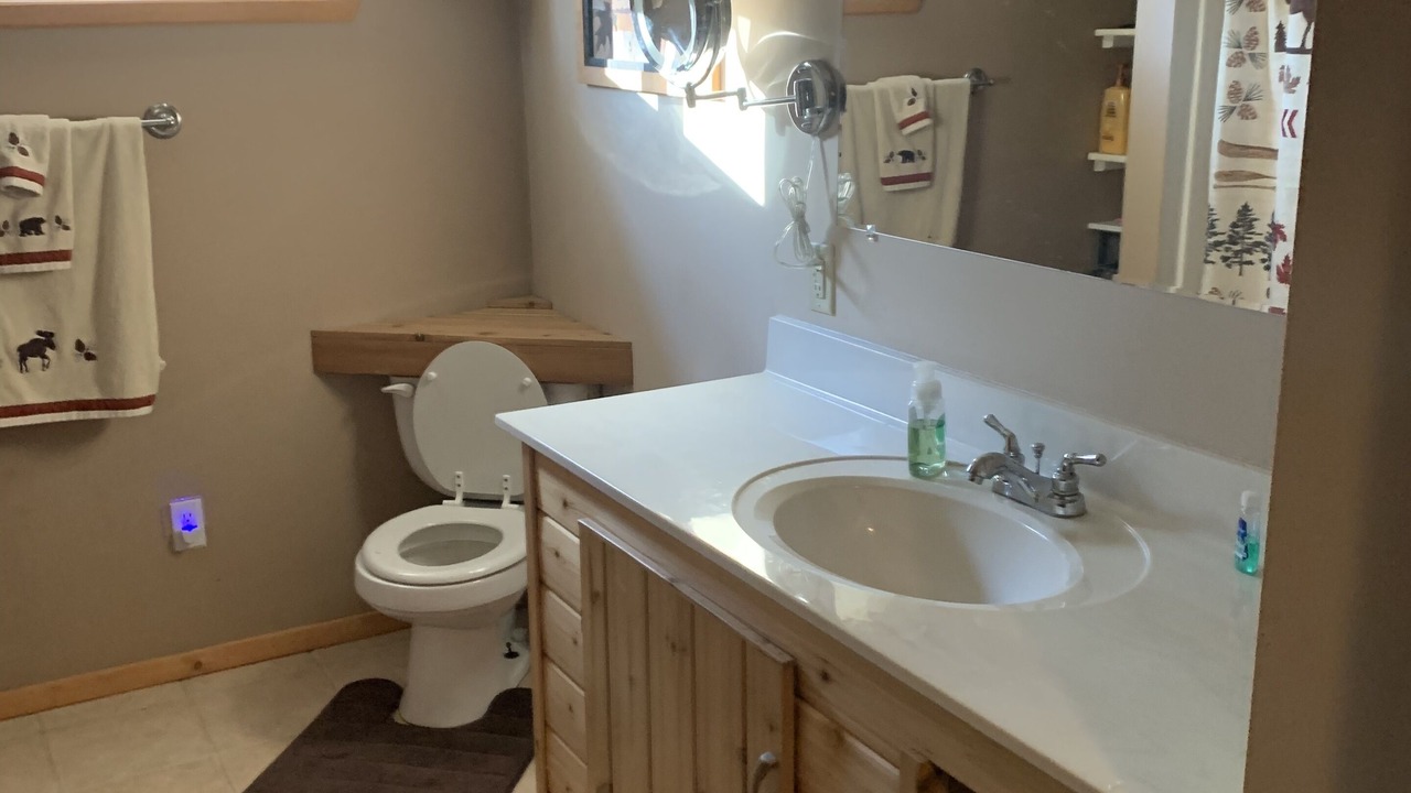 Photo of Bathroom in Stone Lake