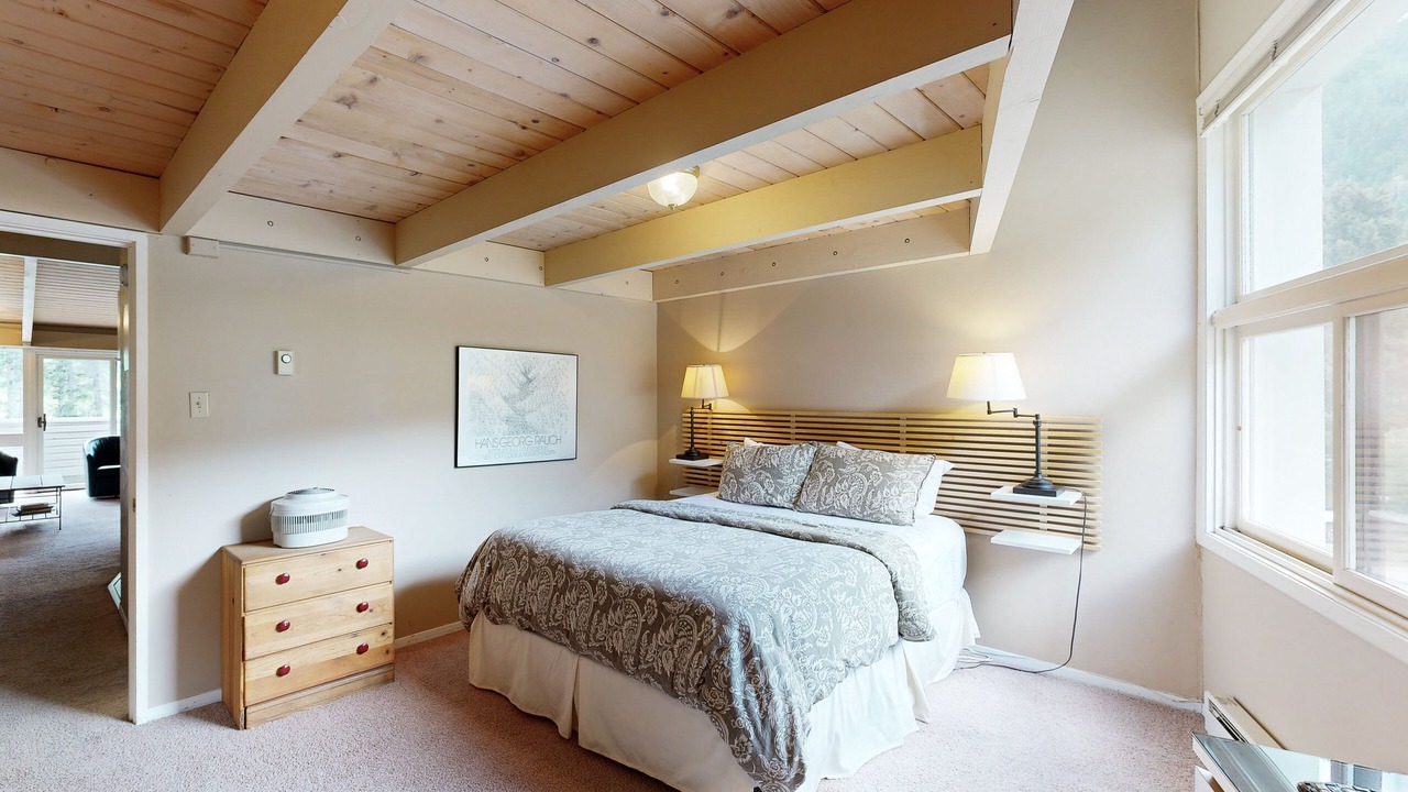 Photo of Bedroom in Taos Ski Valley