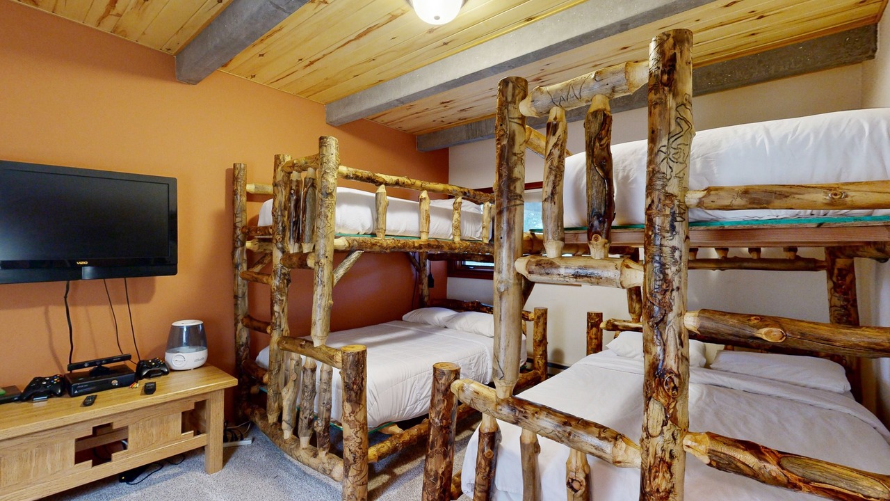 Photo of Bedroom in Taos Ski Valley