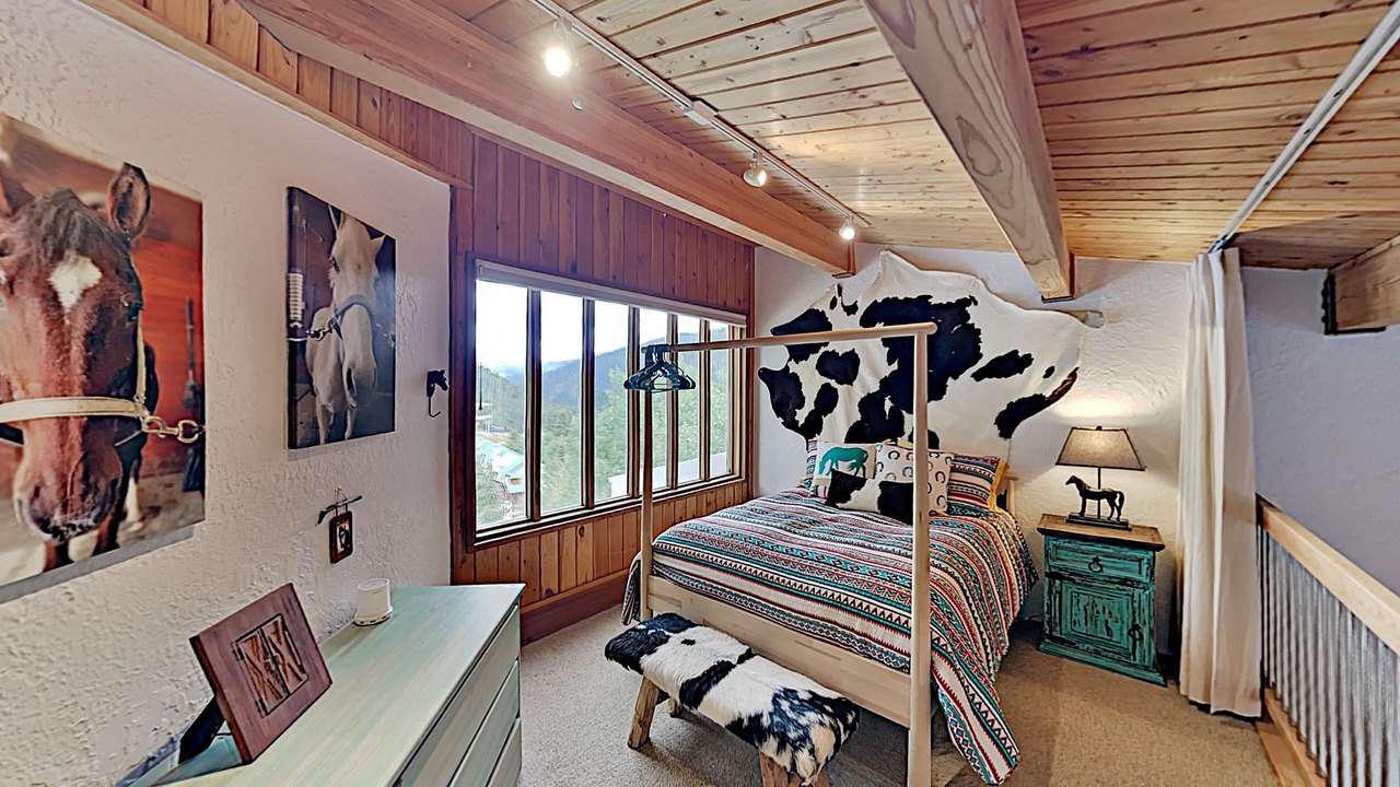 Photo of Bedroom in Taos Ski Valley