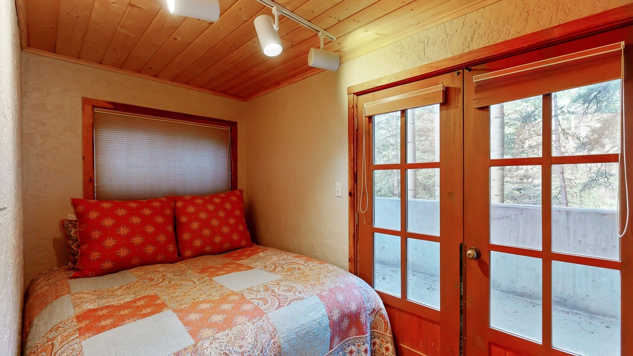 Photo of Bedroom in Taos Ski Valley
