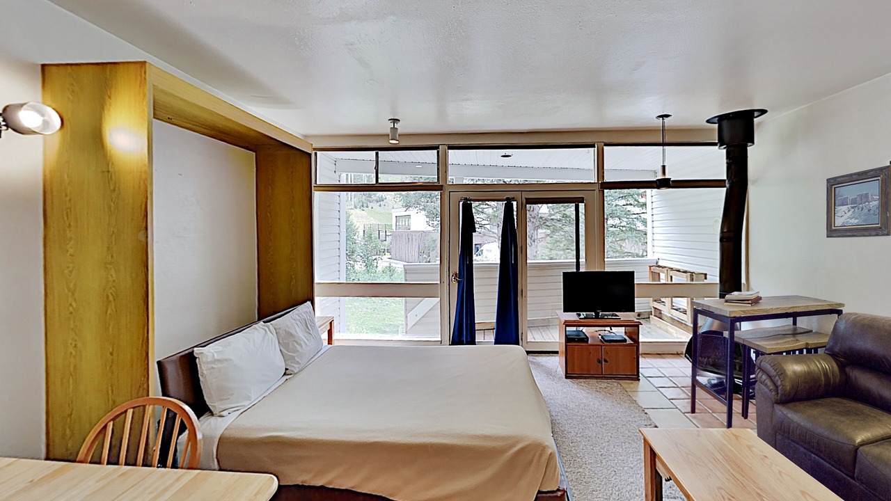 Photo of Bedroom in Taos Ski Valley