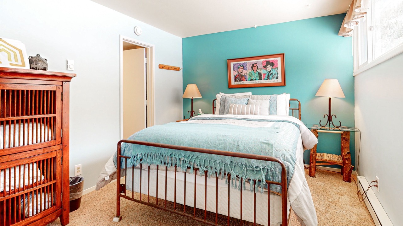 Photo of Bedroom in Taos Ski Valley