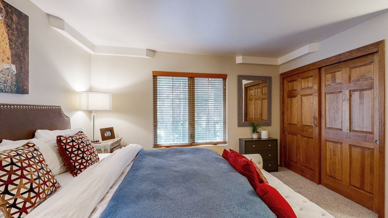 Photo of Bedroom in Taos Ski Valley